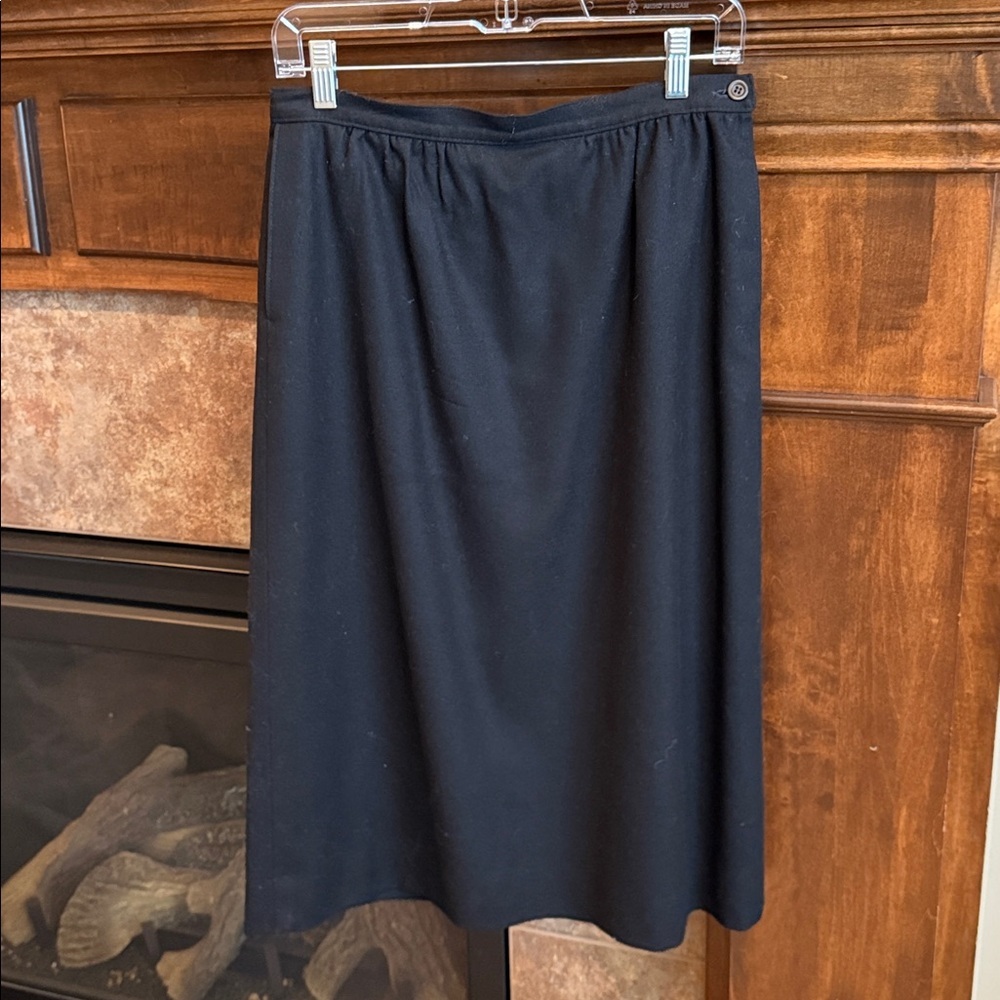 Vintage Pendleton pure virgin wool knee length classic black pencil skirt S/M